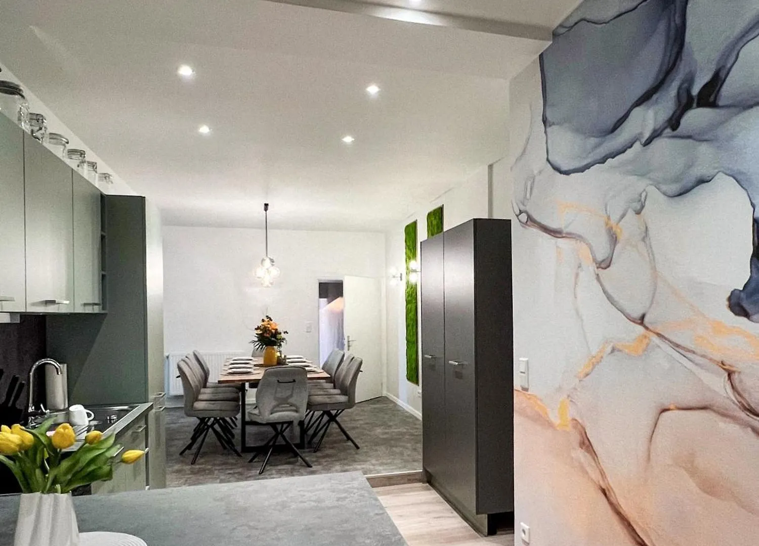 Oomph Berlin The Grand Berlin Group & Family Retreat Apartment