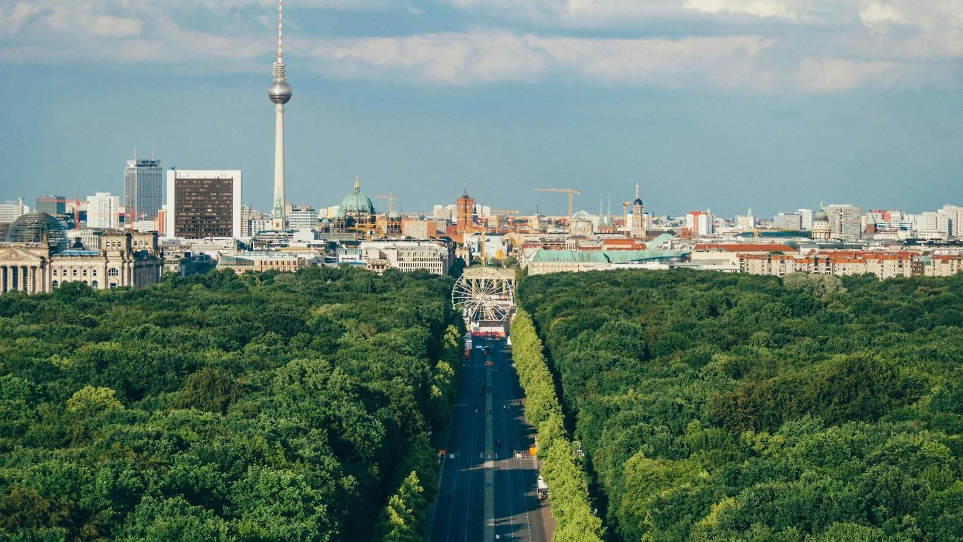 Oomph Berlin The Grand Berlin Group & Family Retreat Apartment
